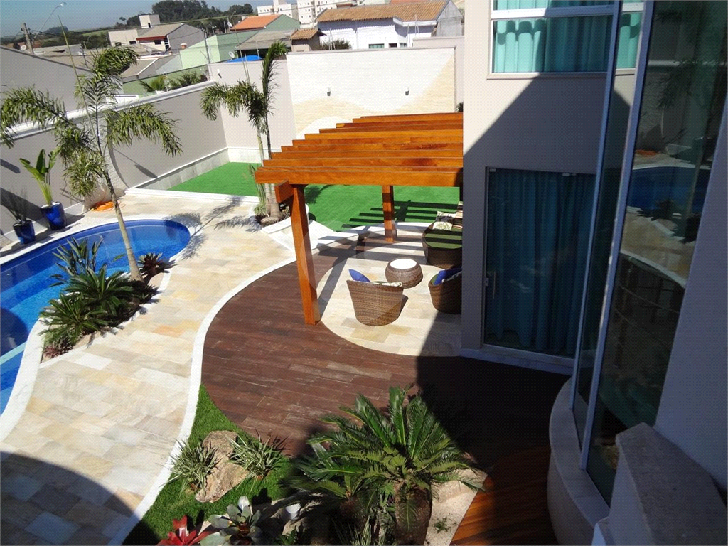 SOBRADO em PARQUE UNIVERSITÁRIO