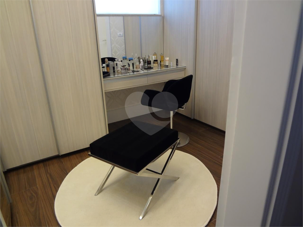 SOBRADO em PARQUE UNIVERSITÁRIO