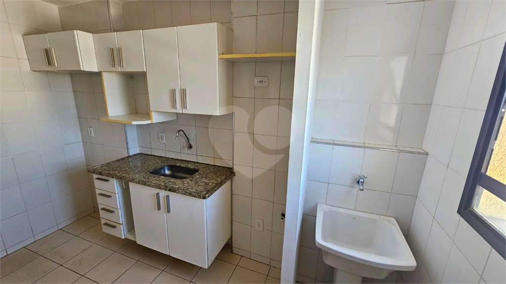 Apartamento para alugar com 2 quartos, 55m² - Foto 9