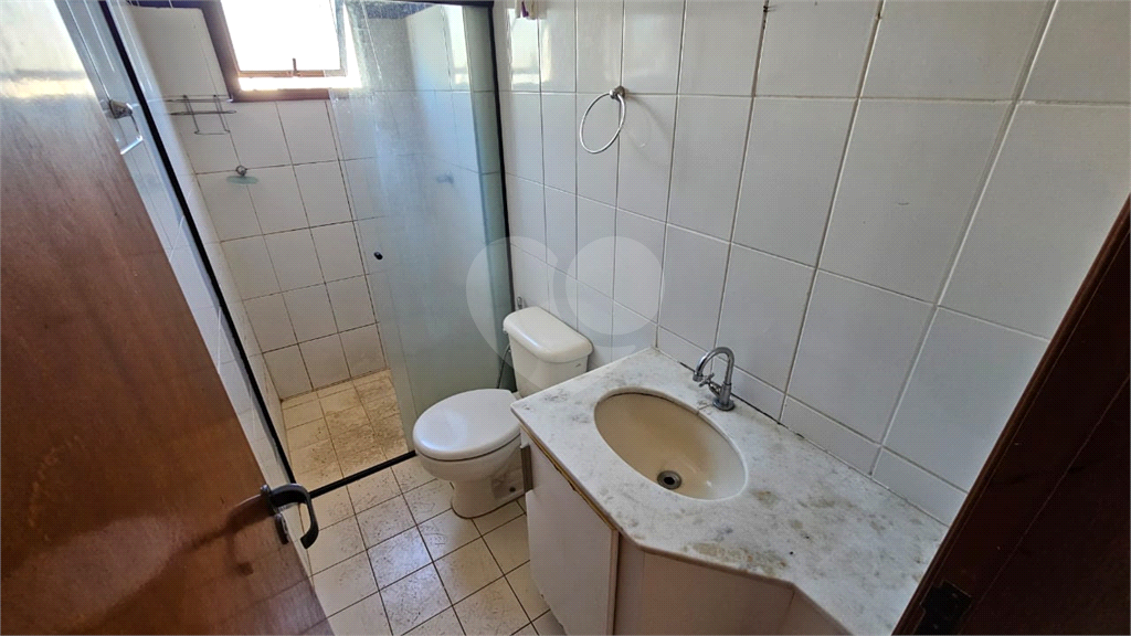 Apartamento para alugar com 2 quartos, 55m² - Foto 13