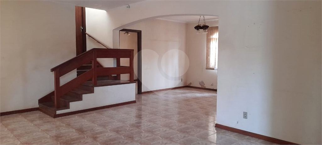 Casa à venda com 4 quartos, 279m² - Foto 10