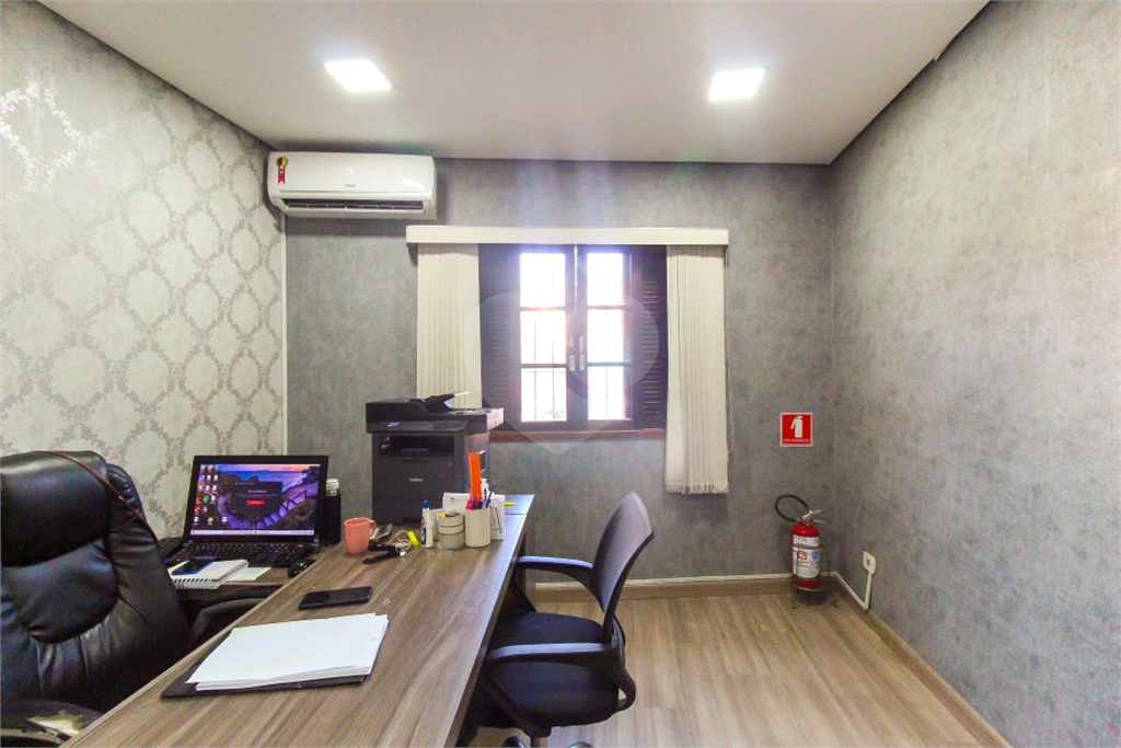 casa comerciail com 5 salas 2 banheiros e 1 refeitório