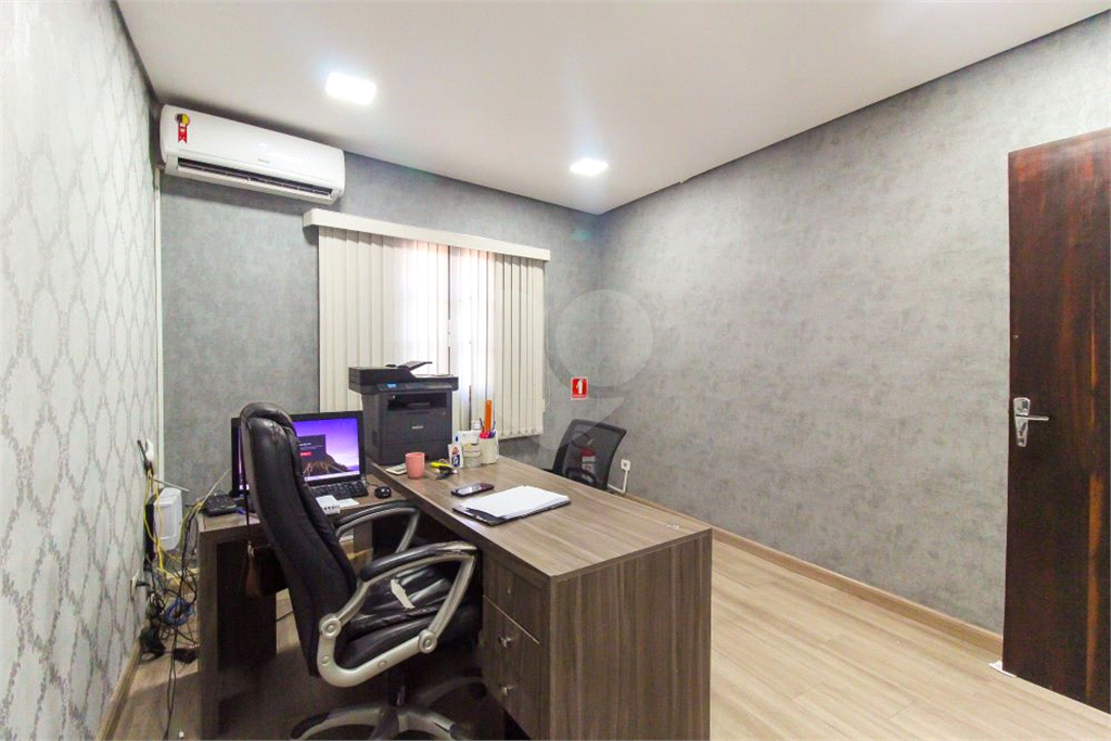 casa comerciail com 5 salas 2 banheiros e 1 refeitório