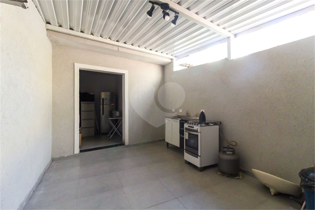 casa comerciail com 5 salas 2 banheiros e 1 refeitório