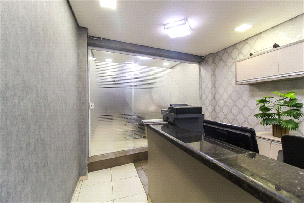 casa comerciail com 5 salas 2 banheiros e 1 refeitório