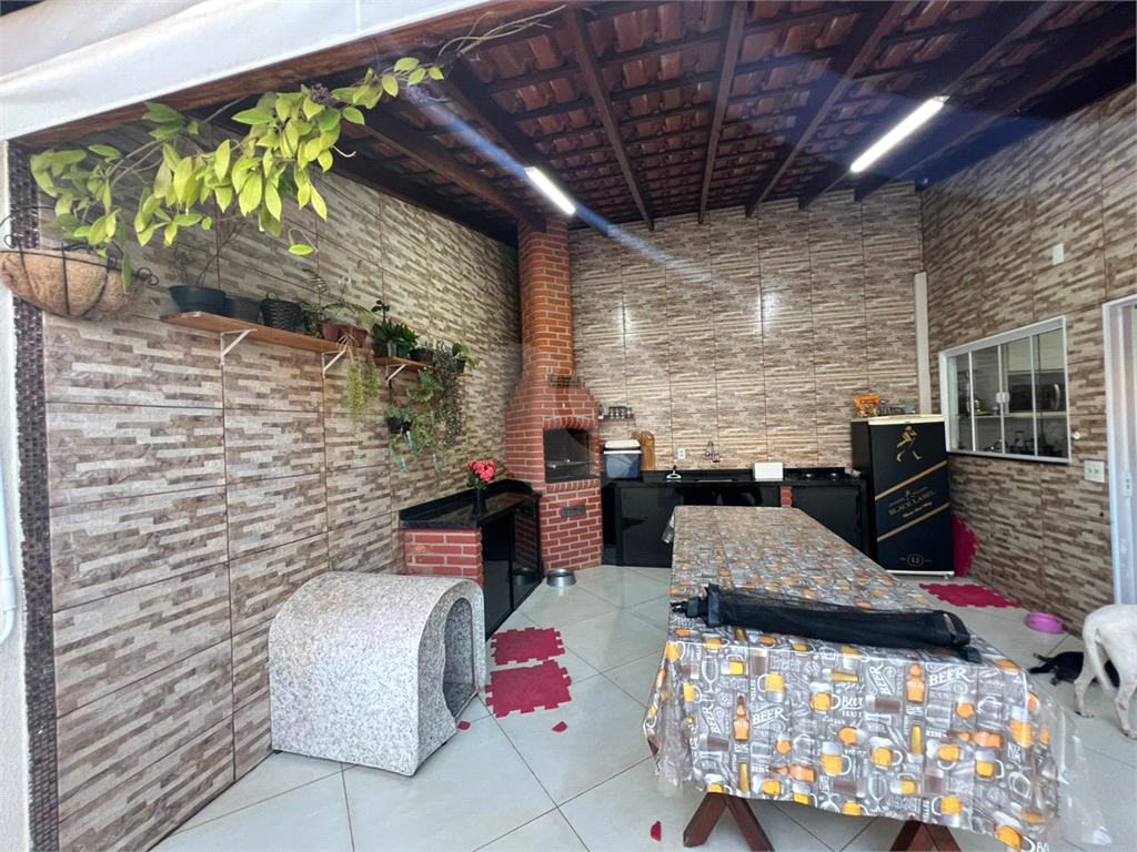 Casa à venda com 2 quartos, 145m² - Foto 18