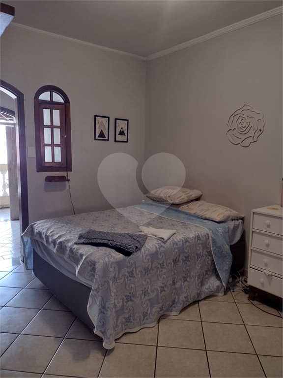 Casa à venda com 4 quartos, 140m² - Foto 30