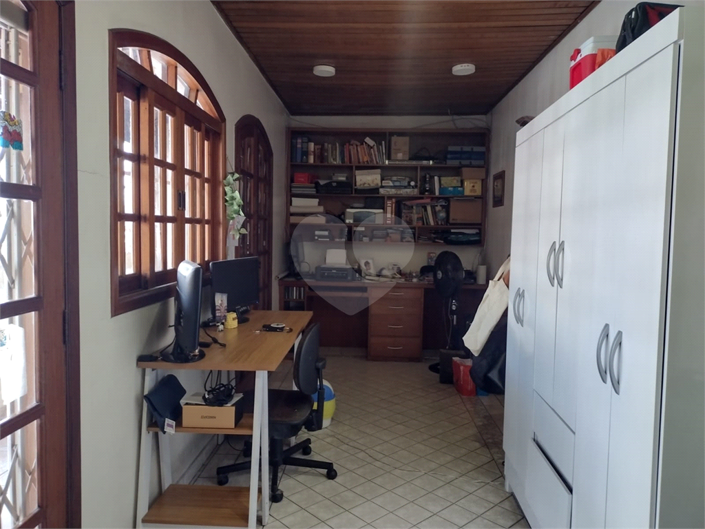 Casa à venda com 4 quartos, 140m² - Foto 34