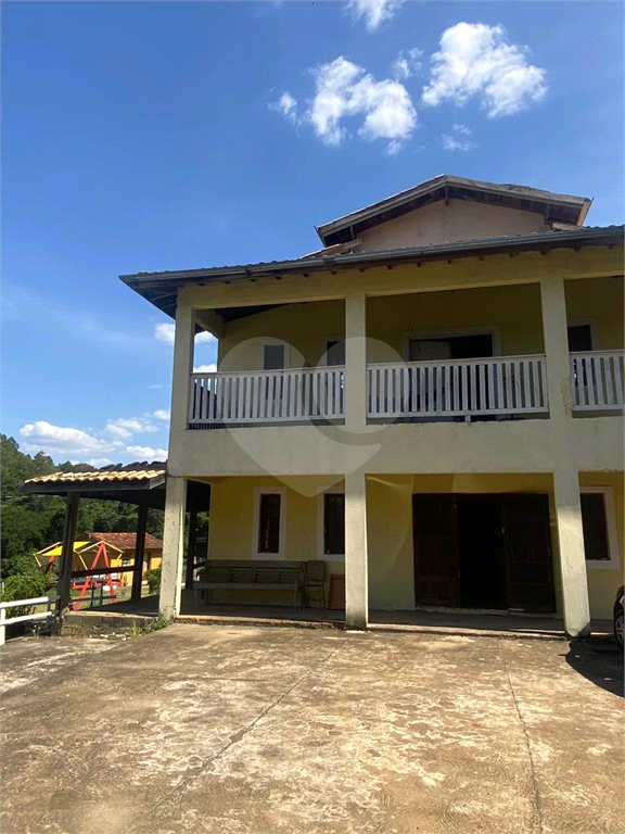 Chacara 4 Dormitórios 2500 metros Pedra Bela