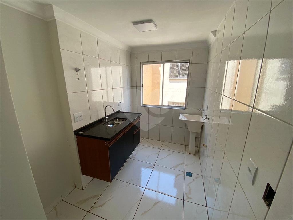 Apartamento à venda com 2 quartos, 42m² - Foto 18