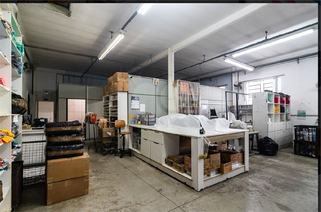 PRÉDIO INTEIRO em VILA CARRÃO