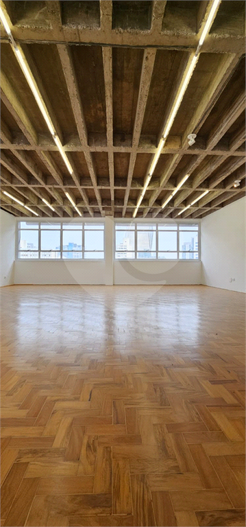 Sala Comercial a Venda em Pinheiros 