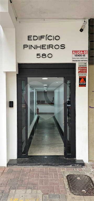 Sala Comercial a Venda em Pinheiros 