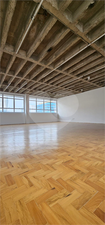 Sala Comercial a Venda em Pinheiros 