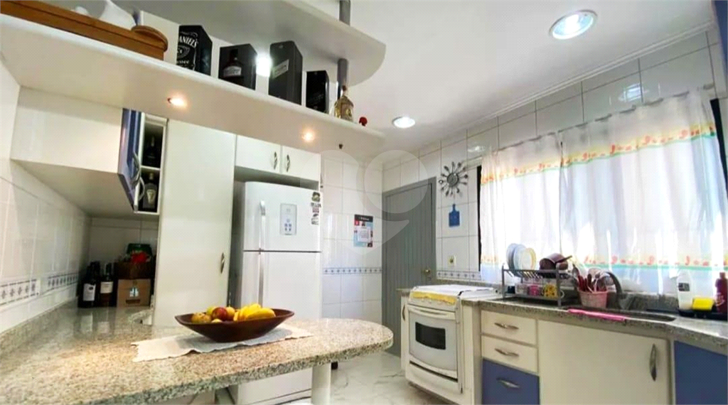 Casa, 3 quartos, 250 m² - Foto 6