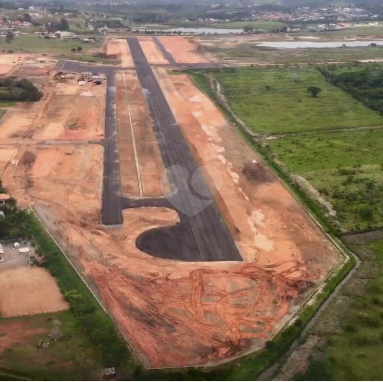 Fly Ville Condomínio Residencial E Aeronáutico Governador Celso Ramos Centro REM15141 14