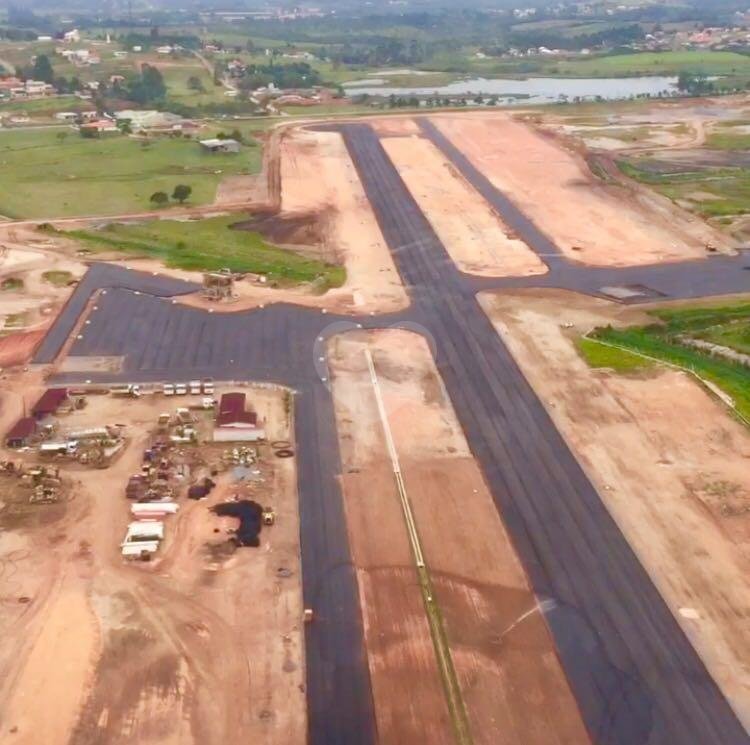 Fly Ville Condomínio Residencial E Aeronáutico Governador Celso Ramos Centro REM15141 12