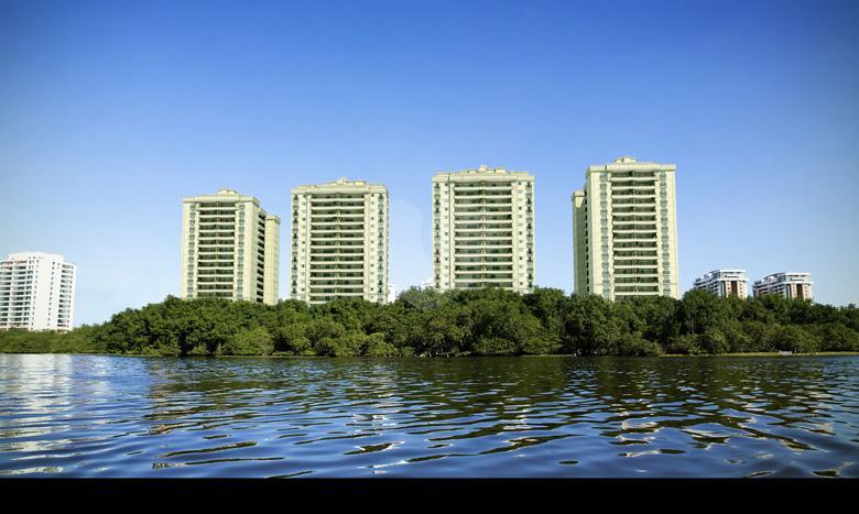 Fachada vista Lagoa