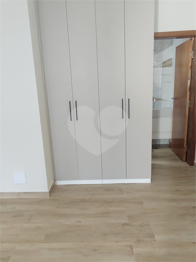 Foto REO1000644