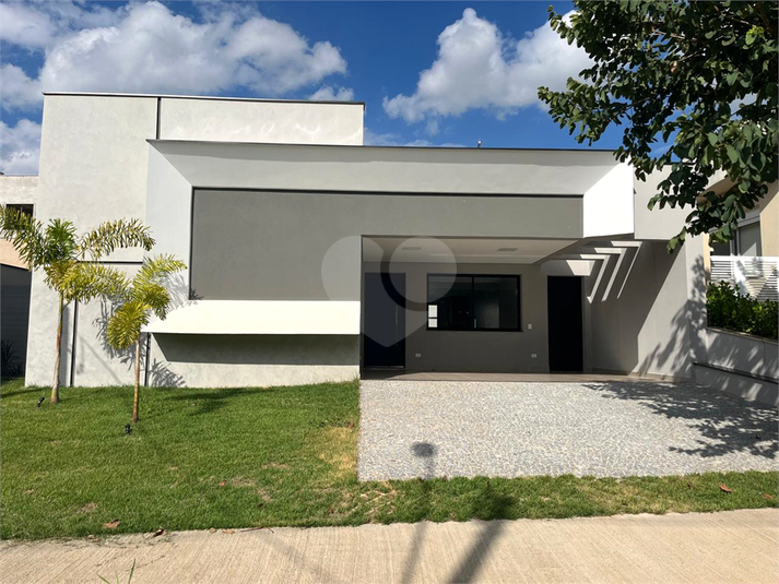 Foto REO1000657