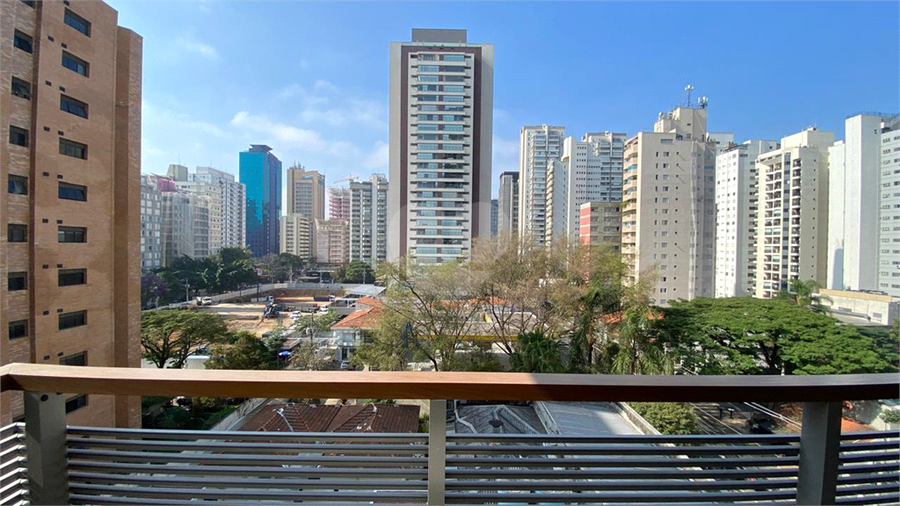 Foto REO1000936