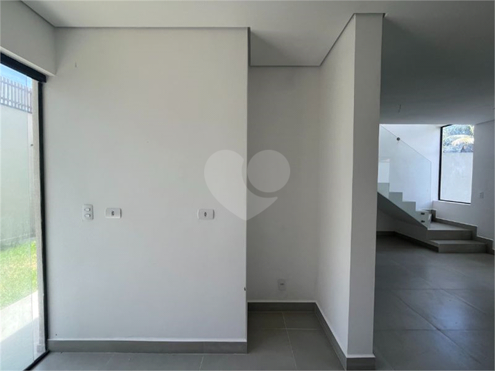 Foto REO1001188