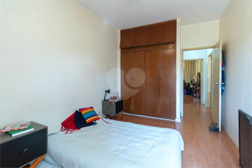Foto REO1001251