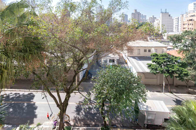 Foto REO1001251