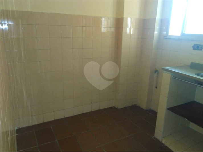 Venda Apartamento São Gonçalo Centro REO1001462 17