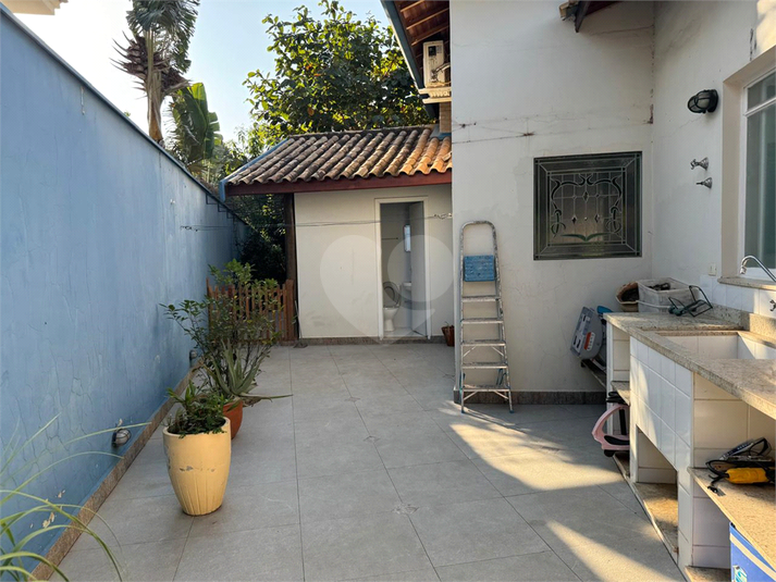 Foto REO1001893