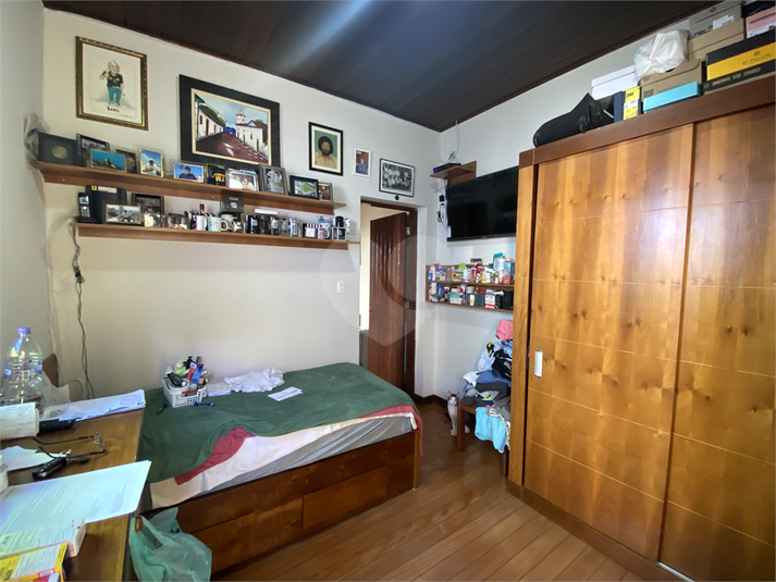 Foto REO1002068