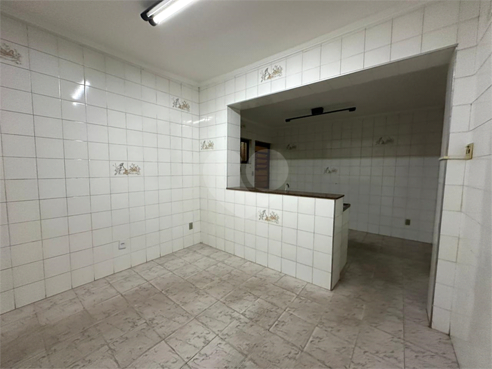 Foto REO1002096