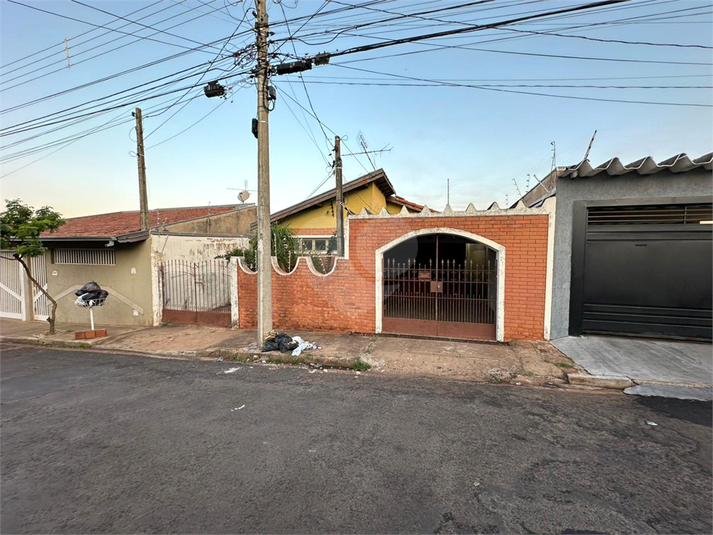 Foto REO1002130