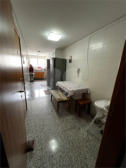 Foto REO1002230