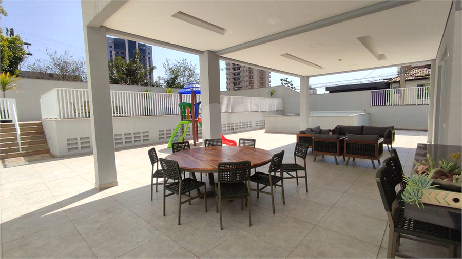 Foto REO1002471