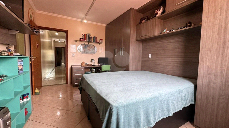 Foto REO1002576