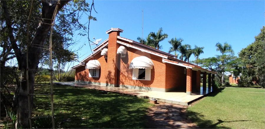 Foto REO1002727