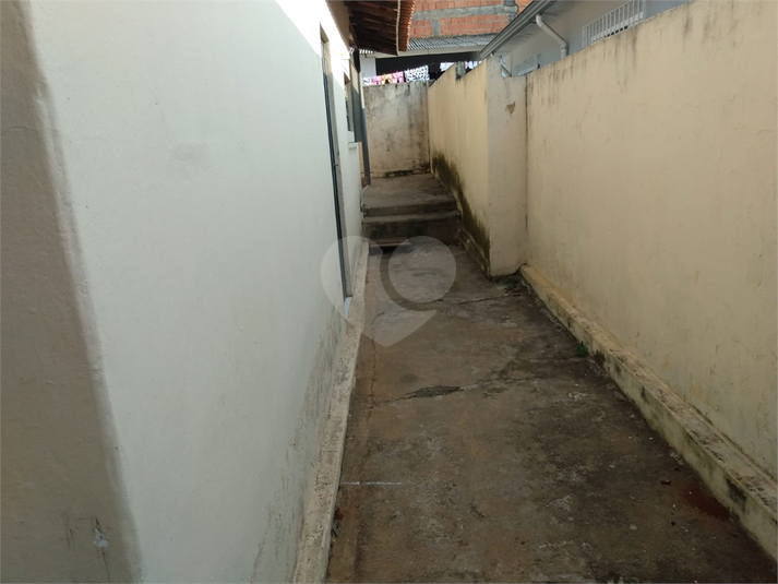 Foto REO1002835