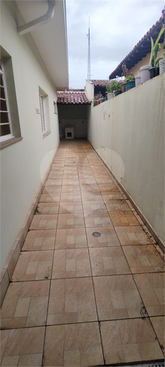 Foto REO1002954