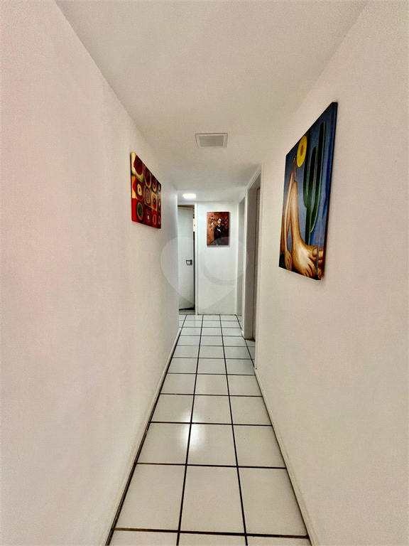 Venda Apartamento Maceió Ponta Verde REO1003616 10