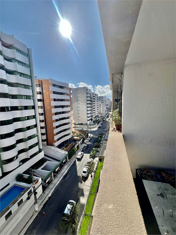 Venda Apartamento Maceió Ponta Verde REO1003616 7