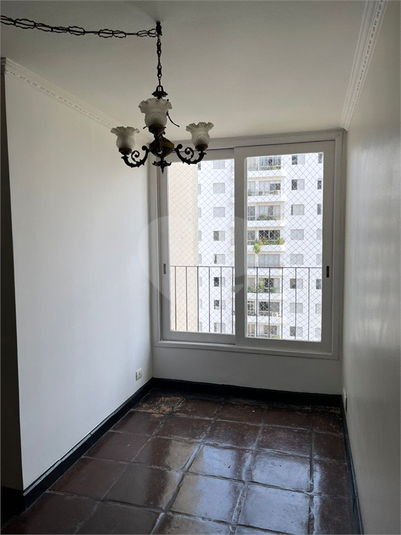 Foto REO1003773