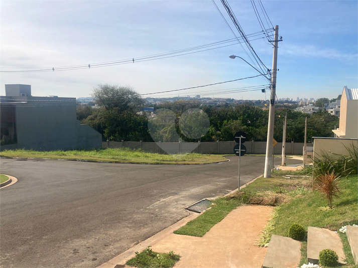 Foto REO1003995