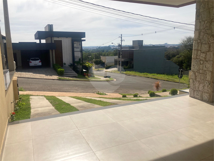 Foto REO1003995