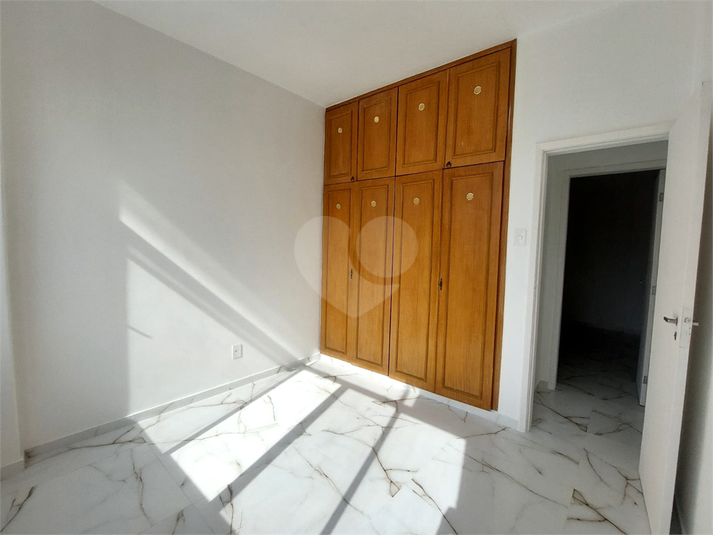 Foto REO1004225