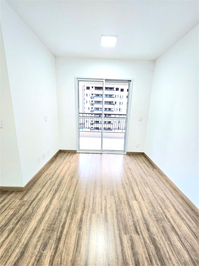 Foto REO1004467