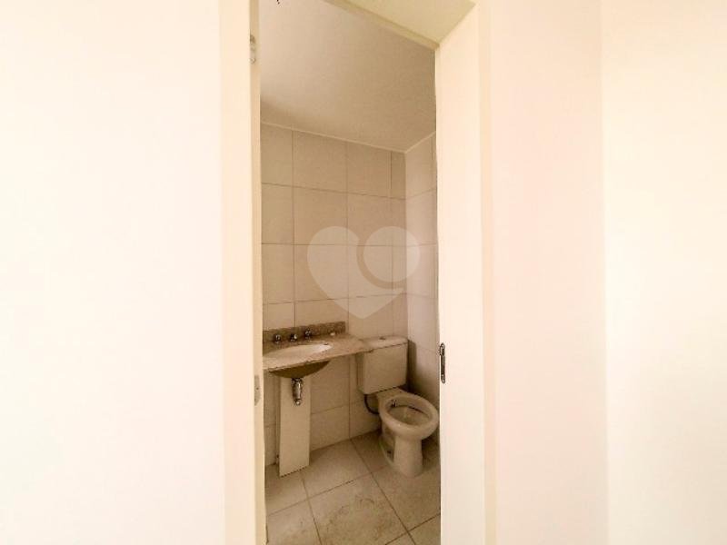 Venda Apartamento São Paulo Cambuci REO100487 13