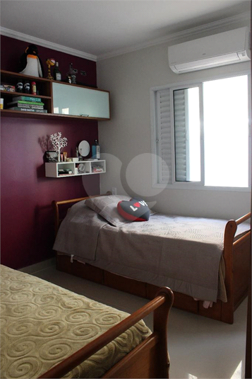 Foto REO1005072
