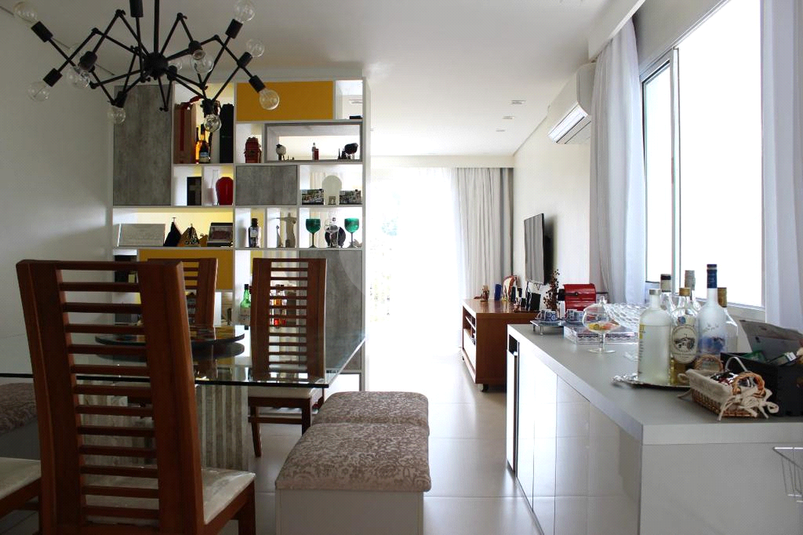 Foto REO1005072