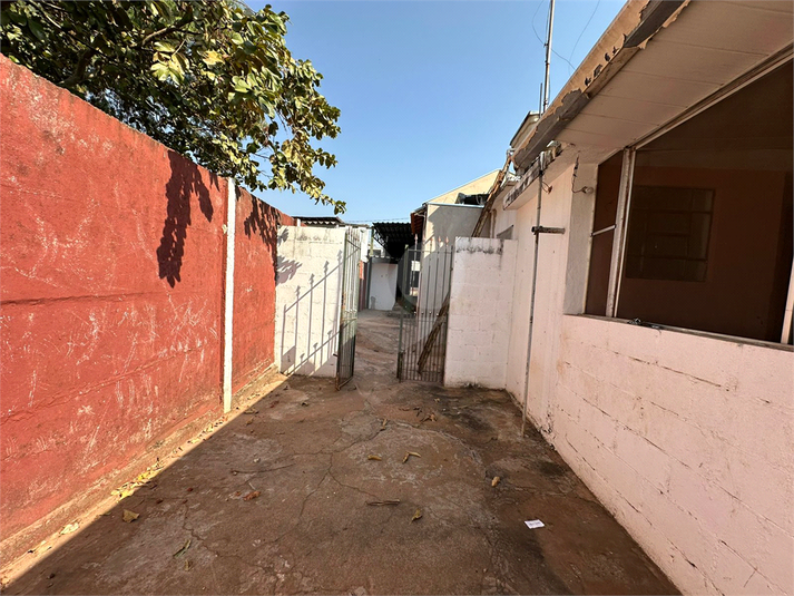 Foto REO1006073